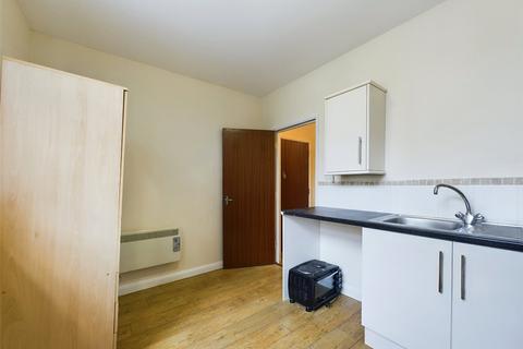 Studio to rent, Eastern Road, Romford RM1