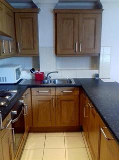 2 bedroom apartment to rent, The Walk, Roath, Cardiff