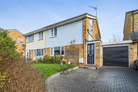 3 bedroom semi-detached house for sale, 21 Cottesford Close, Hadleigh