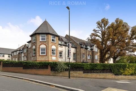 2 bedroom retirement property for sale, Queens Road, London SW19