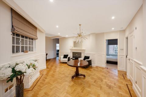 4 bedroom flat for sale, George Street, Marylebone, W1H.