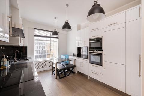 4 bedroom flat for sale, George Street, Marylebone, W1H.