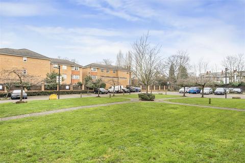 2 bedroom flat for sale, Holyhead Mews, Cippenham