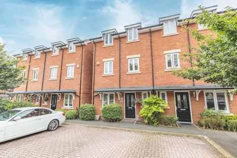 5 bedroom terraced house for sale, Foxherne, Slough