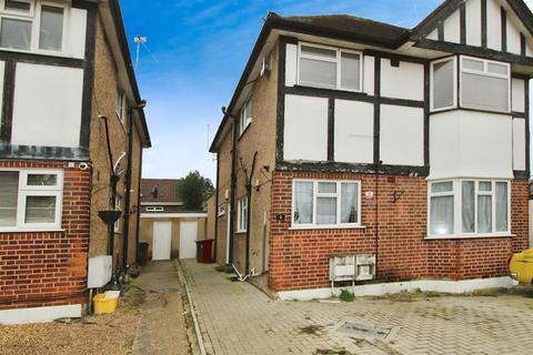 3 bedroom maisonette for sale, Faircroft, Slough