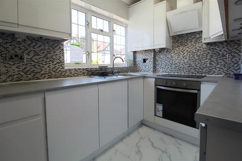 3 bedroom maisonette for sale, Faircroft, Slough