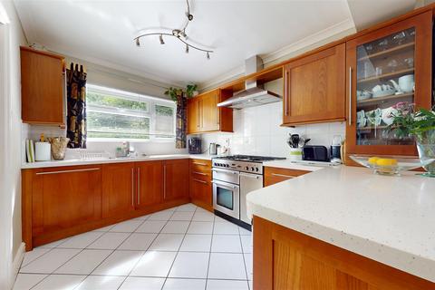 4 bedroom detached house for sale, Parkway, Midsomer Norton, Radstock