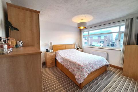 70 Springfield Road, Biddulph, Stoke-on-trent, ST8 7DF