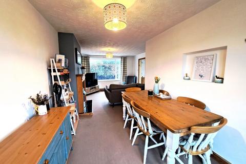 70 Springfield Road, Biddulph, Stoke-on-trent, ST8 7DF