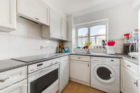 2 bedroom flat for sale, Wheat Sheaf Close, London