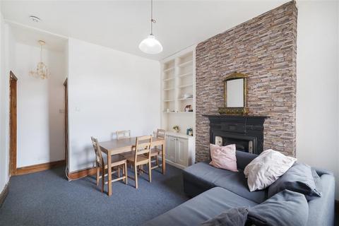 2 bedroom flat for sale, Munster Road, SW6