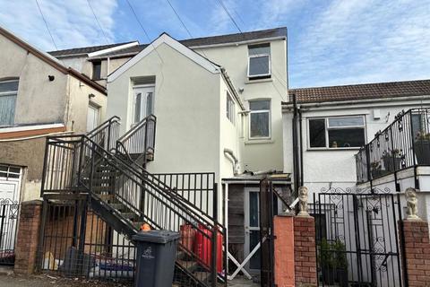 2 bedroom flat for sale, 4 Forge Lane, Blaina, Blaenau Gwent, NP13 3BL