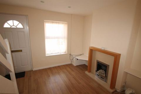 2 bedroom end of terrace house to rent, Hurdsman Street, Oswestry