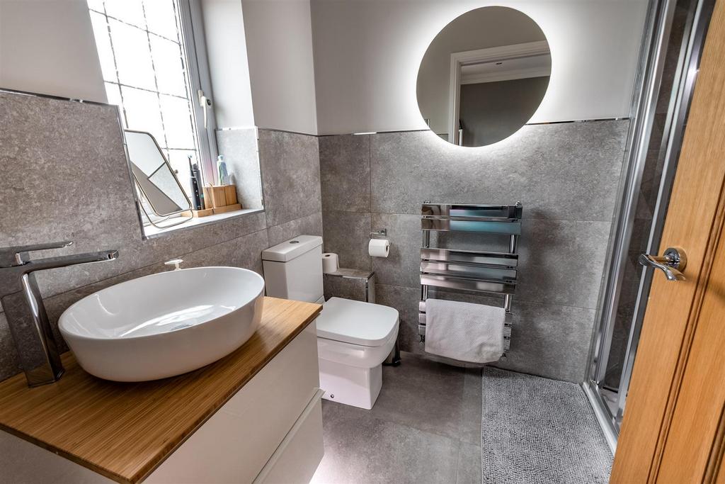 Bedroom Two En-Suite