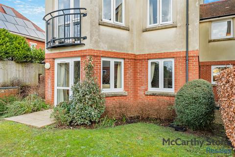 2 bedroom apartment for sale, Farringford Court, Avenue Road, Lymington