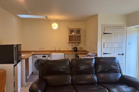 1 bedroom country house to rent, Forss, Thurso, Highland. KW14 7XY