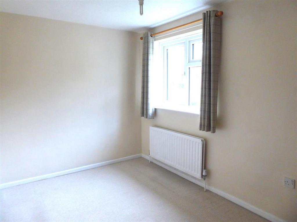 Bedroom 1,1.JPG
