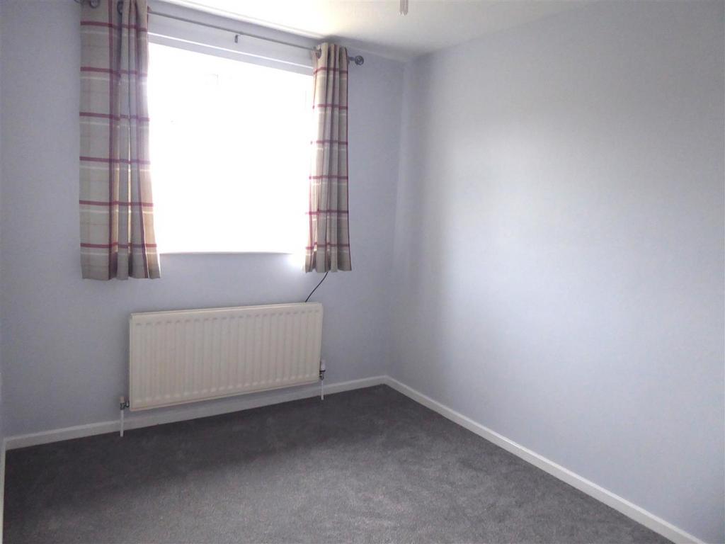 Bedroom 2.JPG