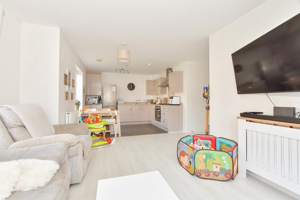 Lounge/Kitchen
