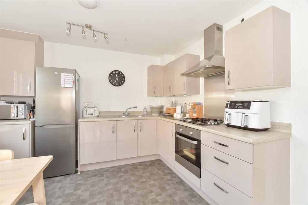 Lounge/Kitchen