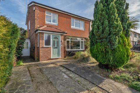 35 Cobbetts Walk, Bisley, Woking, GU24 9DU