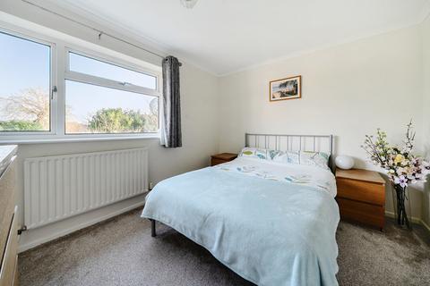 35 Cobbetts Walk, Bisley, Woking, GU24 9DU