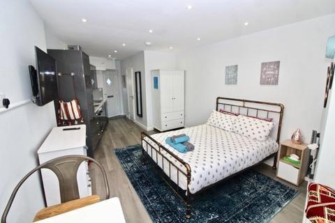 1 bedroom flat for sale, 114B Tycoch Road, Sketty, Swansea, West Glamorgan, SA2 9EQ