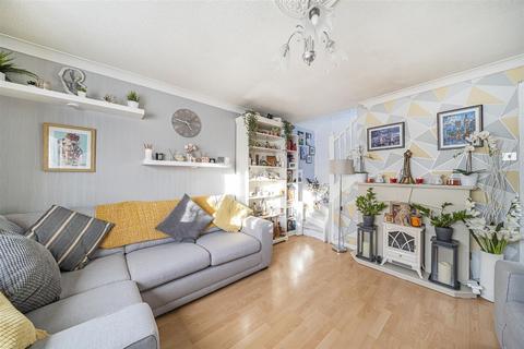 3 bedroom house for sale, Hamilton Close, London, SE16