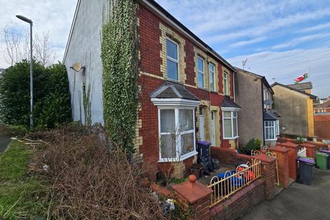 3 bedroom terraced house for sale, 1 Lowlands Road, Pontnewydd, Cwmbran, Gwent, NP44 1RE