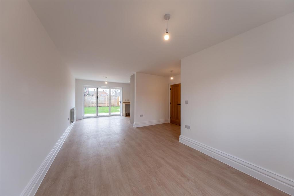 94 and 96 Pipers Lane-011.jpg