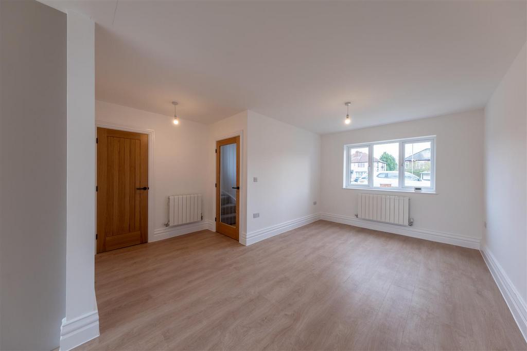 94 and 96 Pipers Lane-008.jpg