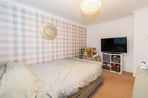 4 Howgate, Bradford, BD10 9RD