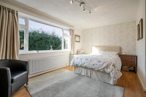 11 Pembroke Close, Ascot, SL5 0AB