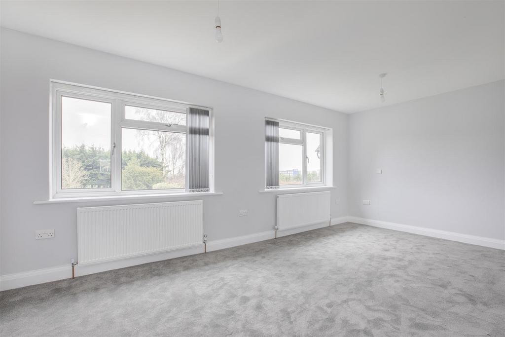 43 Marlow Road, HP11 1 TG-3.jpg