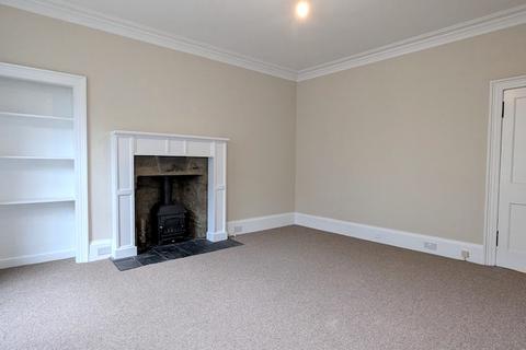 2 bedroom flat to rent, Causewayside EH9