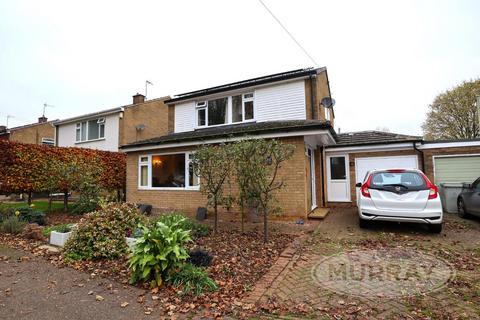 4 bedroom detached house for sale, Bayley Close, Uppingham LE15