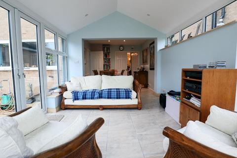 18 Bayley Close, Uppingham, Oakham, LE15 9TG