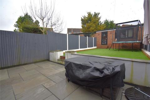 2 Laura Drive, Hextable, Swanley, BR8 7RX