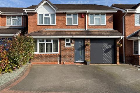 4 bedroom detached house for sale, The Mount, Cradley Heath