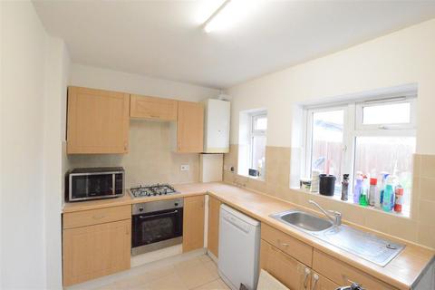 3 bedroom house to rent, Northern Road, Slough