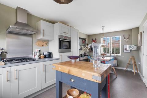 40 Damson Way, Bidford On Avon, Alcester, B50 4NB
