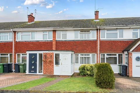 17 Mansel Close, Guildford, GU2 9RF