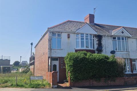 undefined, Eastern Promenade, Porthcawl CF36