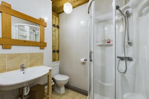 undefined, Eastern Promenade, Porthcawl CF36