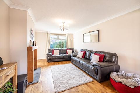 6 Bran End Fields, Stebbing, Dunmow, CM6 3RN