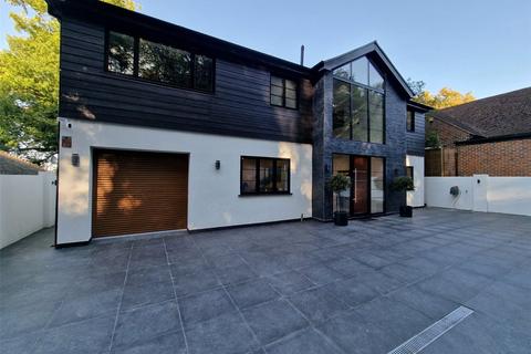 Wellington Avenue, Virginia Water, Surrey, GU25