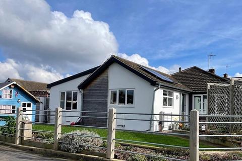 3 bedroom semi-detached bungalow for sale, Fields Drive, Aslockton, Nottingham