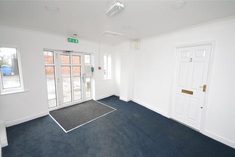 Flat 5 Lingwell Park Court, North Lingwell Road, Leeds, West Yorkshire