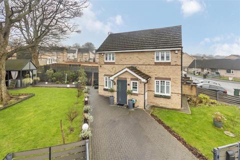 3 bedroom end of terrace house for sale, Yewdall Way, Bradford BD10