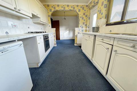 2 bedroom detached bungalow for sale, Heol Dewi, Pensarn, Conwy, LL22 7RJ